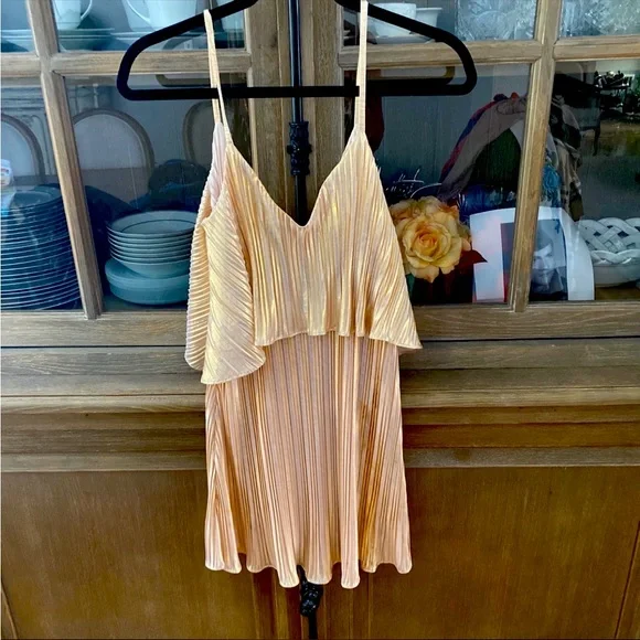 Romeo & Juliet Couture | Dresses | Romeo Juliet Couture Goldcream Dress Size Small Never Worn | Poshmark Romeo & Juliet Couture | Dresses | Romeo Juliet Couture Goldcream Dress Size Small Never Worn | Poshmark